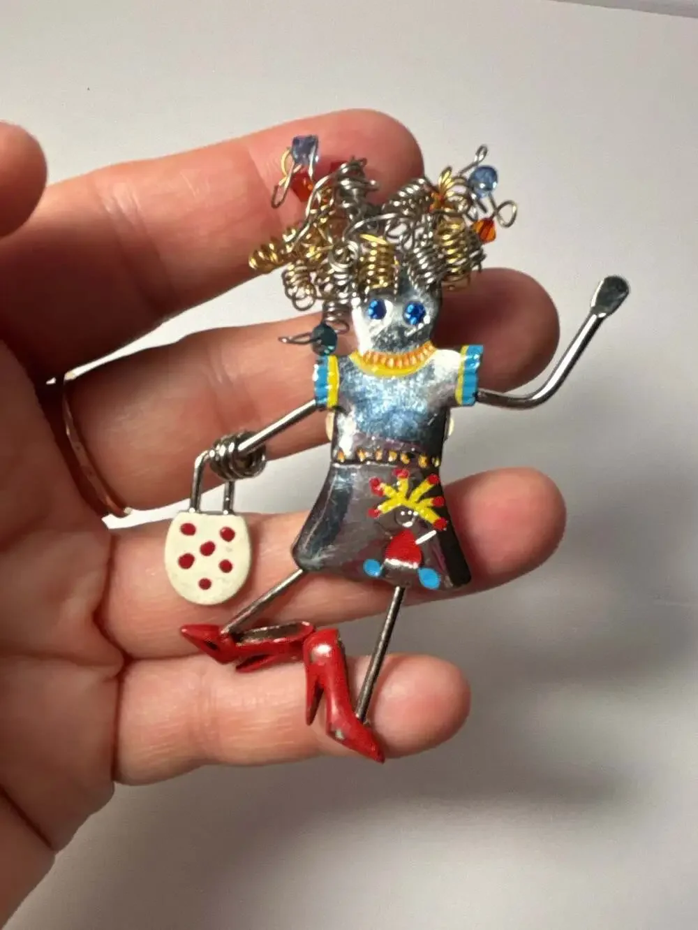 Vintage CARETTE By GANZ Shopping Girl Brooch Pin Dangle Legs Handbag